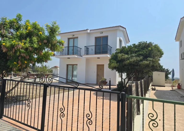 Cheap Houses and Villas for Sale Larnaca up to 800000 euro