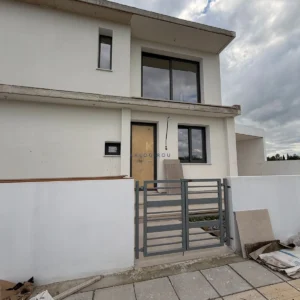 4 Bedroom House for Sale in Livadia Larnakas, Larnaca District