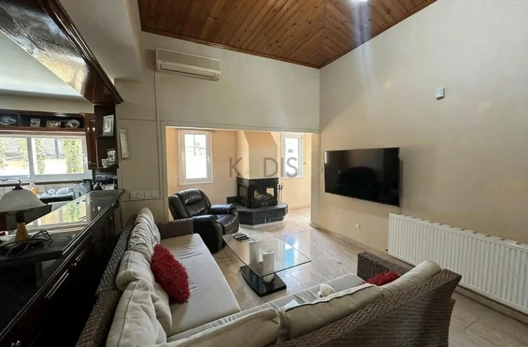 Cheap Houses and Villas for Sale Nicosia up to 700000 euro