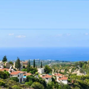3 Bedroom House for Sale in Kamares, Paphos District