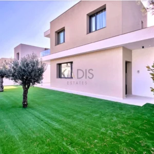 3 Bedroom House for Sale in Agios Tychonas, Limassol District