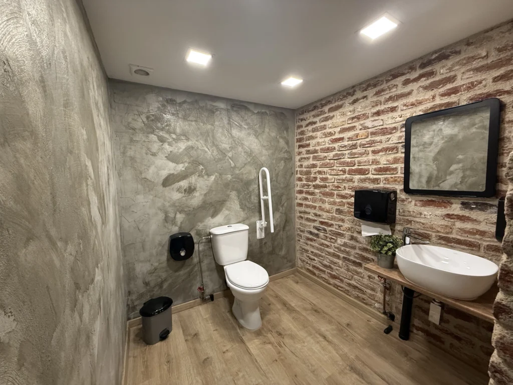 506m² Building for Rent in Limassol District