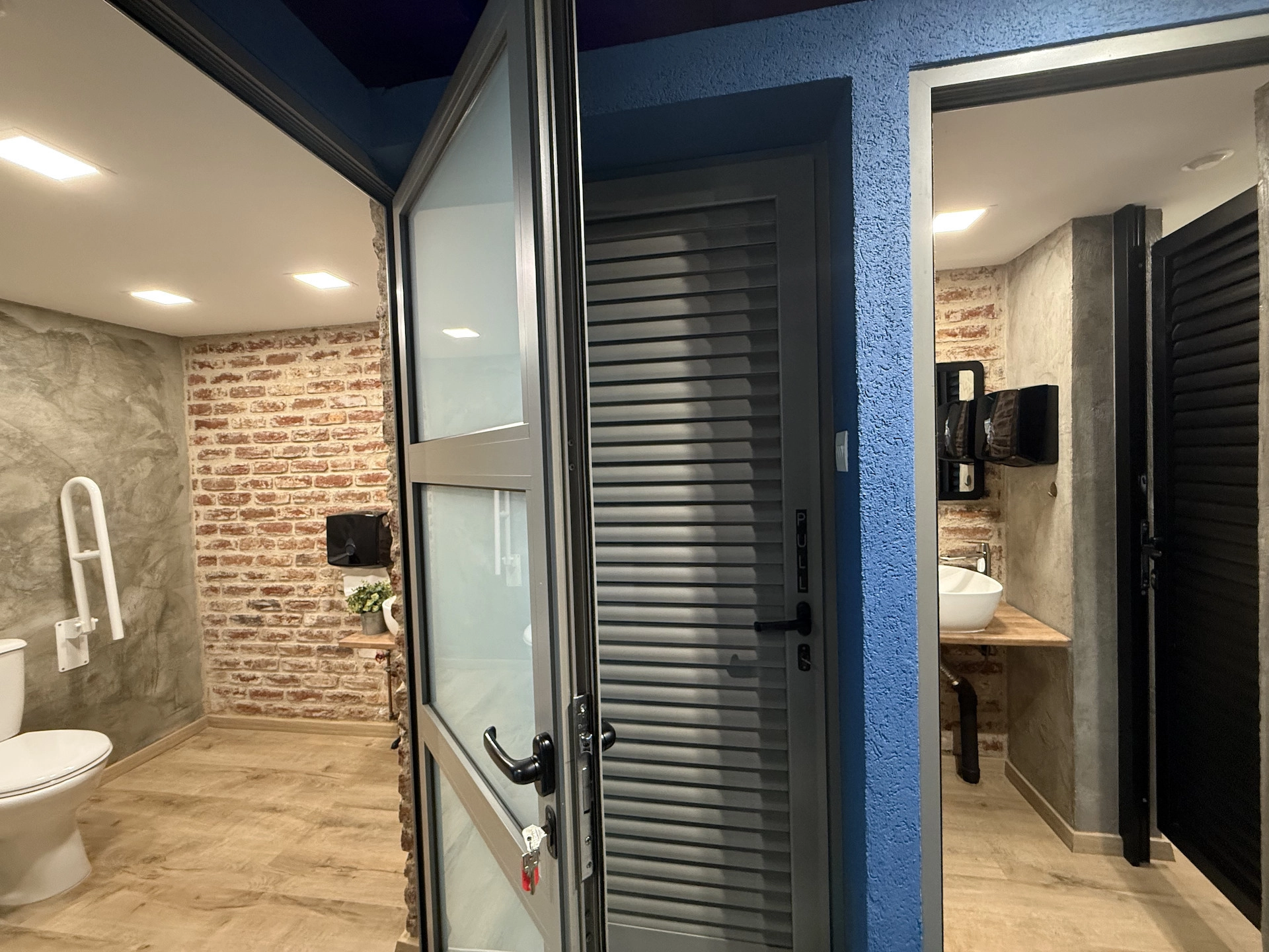 506m² Building for Rent in Limassol District