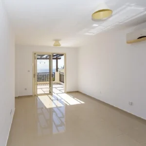 2 Bedroom Apartment for Sale in Peyia, Paphos District