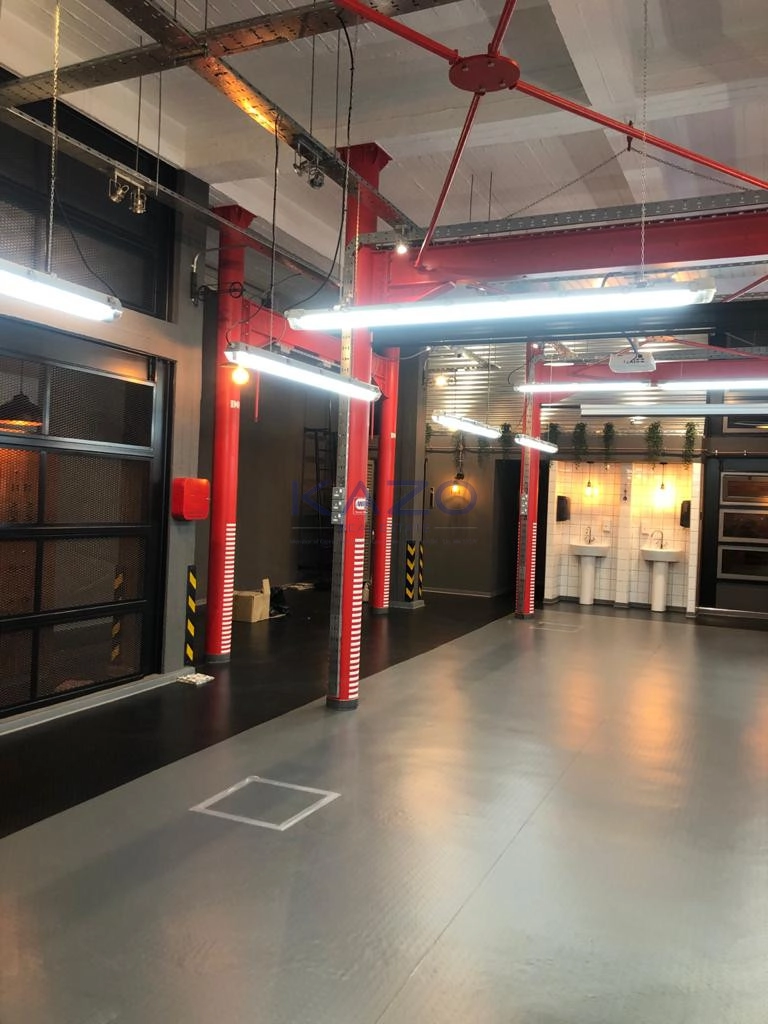 180m² Office for Rent in Limassol District