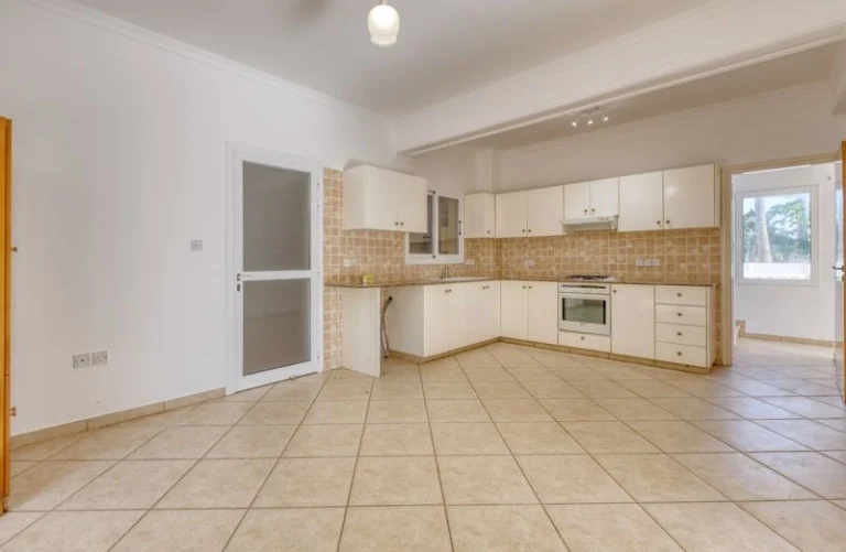 Cheap Houses and Villas for Sale Famagusta up to 500000 euro