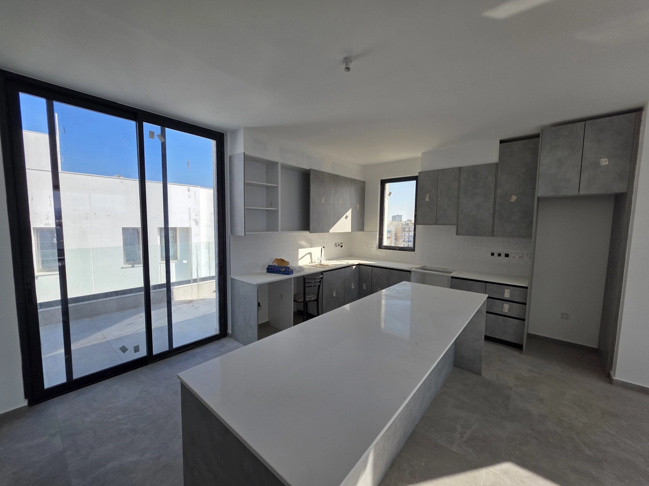 3 Bedroom Apartment for Sale