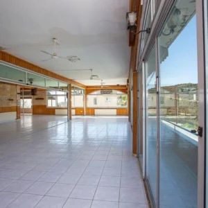 384m² Building for Sale in Palodeia, Limassol District