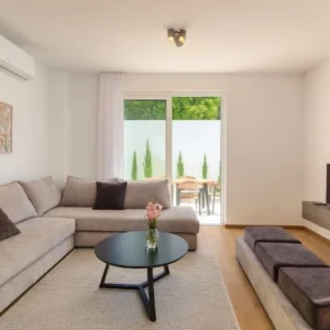 3 Bedroom House for Sale in Peyia, Paphos District