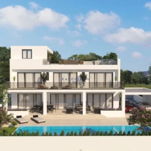 5 Bedroom House for Sale in Oroklini, Larnaca District