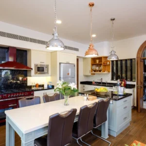 5 Bedroom House for Rent