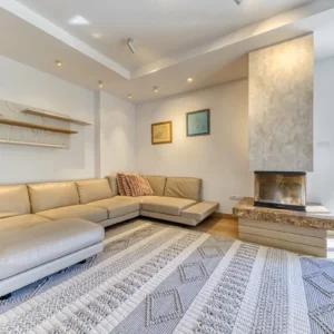 5 Bedroom House for Rent in Parekklisia Tourist Area, Limassol District