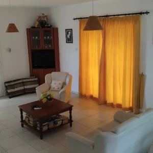 3 Bedroom House for Rent in Sea Caves, Paphos District