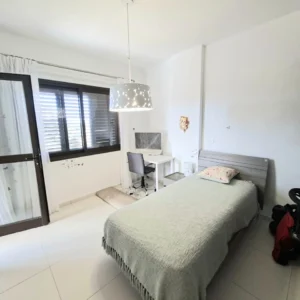 3 Bedroom Apartment for Sale in Paphos – Universal