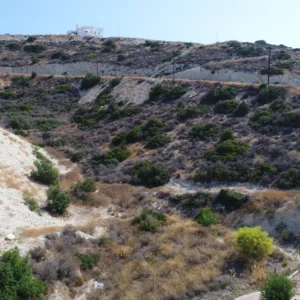5,600m² Plot for Sale in Agios Tychonas, Limassol District