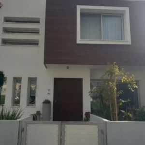 5 Bedroom House for Sale in Limassol – Kapsalos