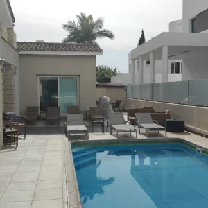380m² House for Rent in Paphos – Universal