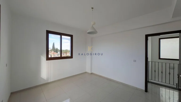 Cheap Houses and Villas for Sale Nicosia up to 300000 euro