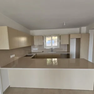 3 Bedroom Apartment for Sale in Paphos – Universal