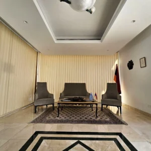 215m² Office for Rent