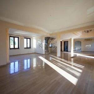 5 Bedroom House for Sale in Tseri, Nicosia District
