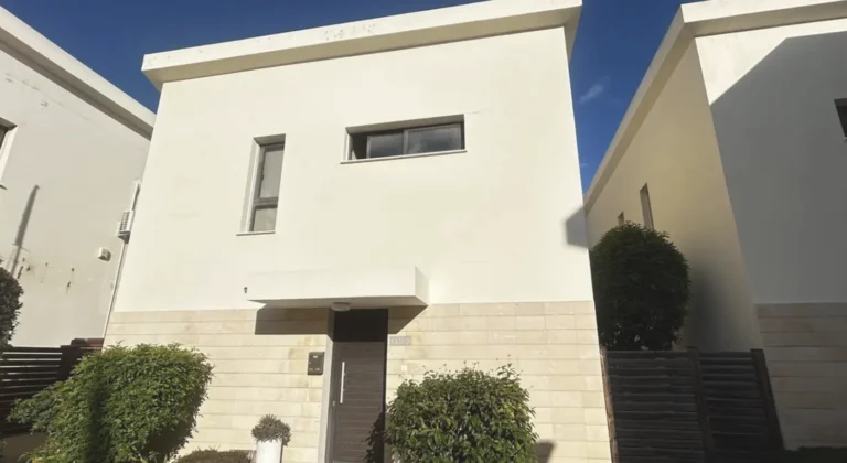 Cheap Houses and Villas for Sale Larnaca