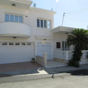 4 Bedroom House for Sale in Aradippou, Larnaca District