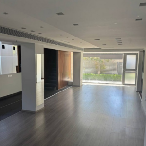 202m² Office for Rent in Agios Tychonas – Tourist Area, Limassol District