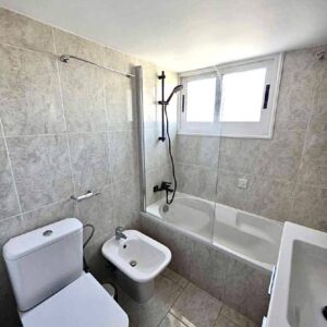 2 Bedroom Apartment for Rent in Agios Tychonas, Limassol District