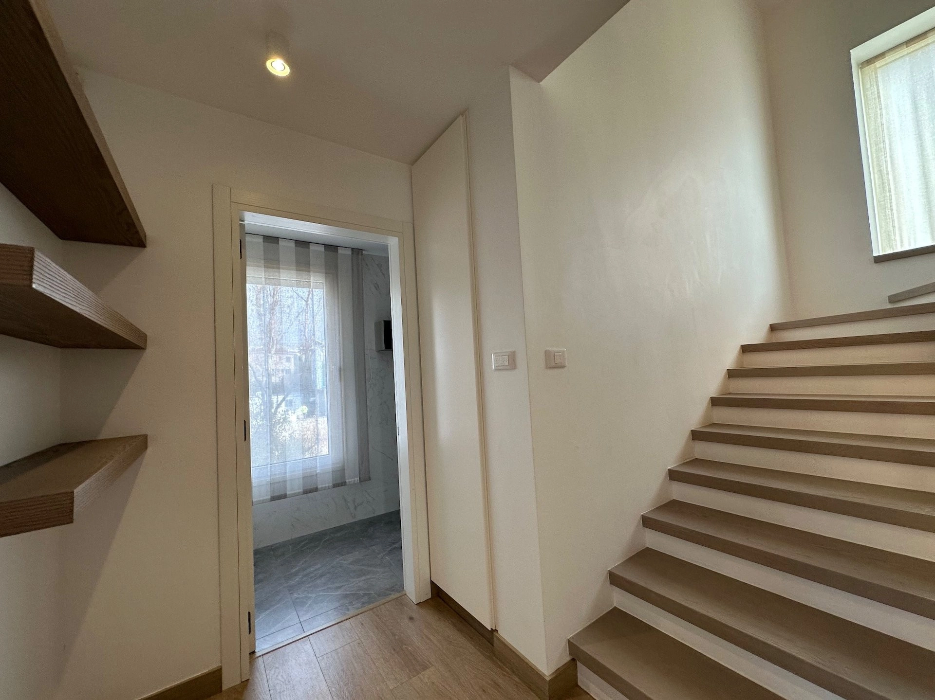 5 Bedroom House for Rent in Amathounta, Limassol District