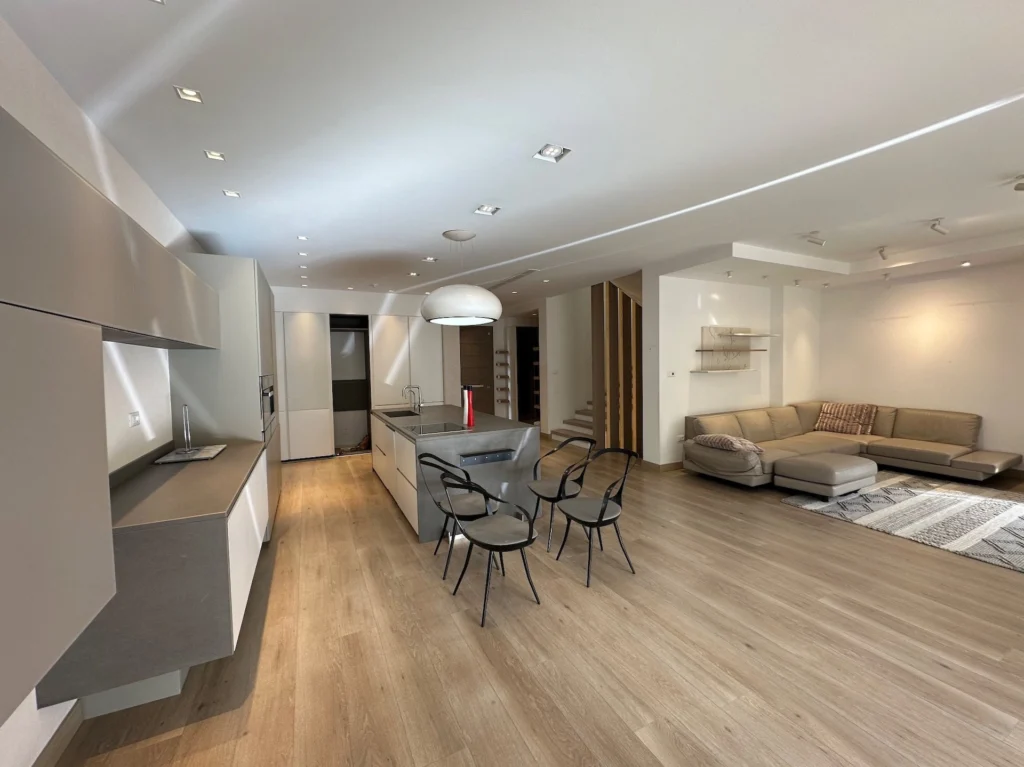 5 Bedroom House for Rent in Amathounta, Limassol District