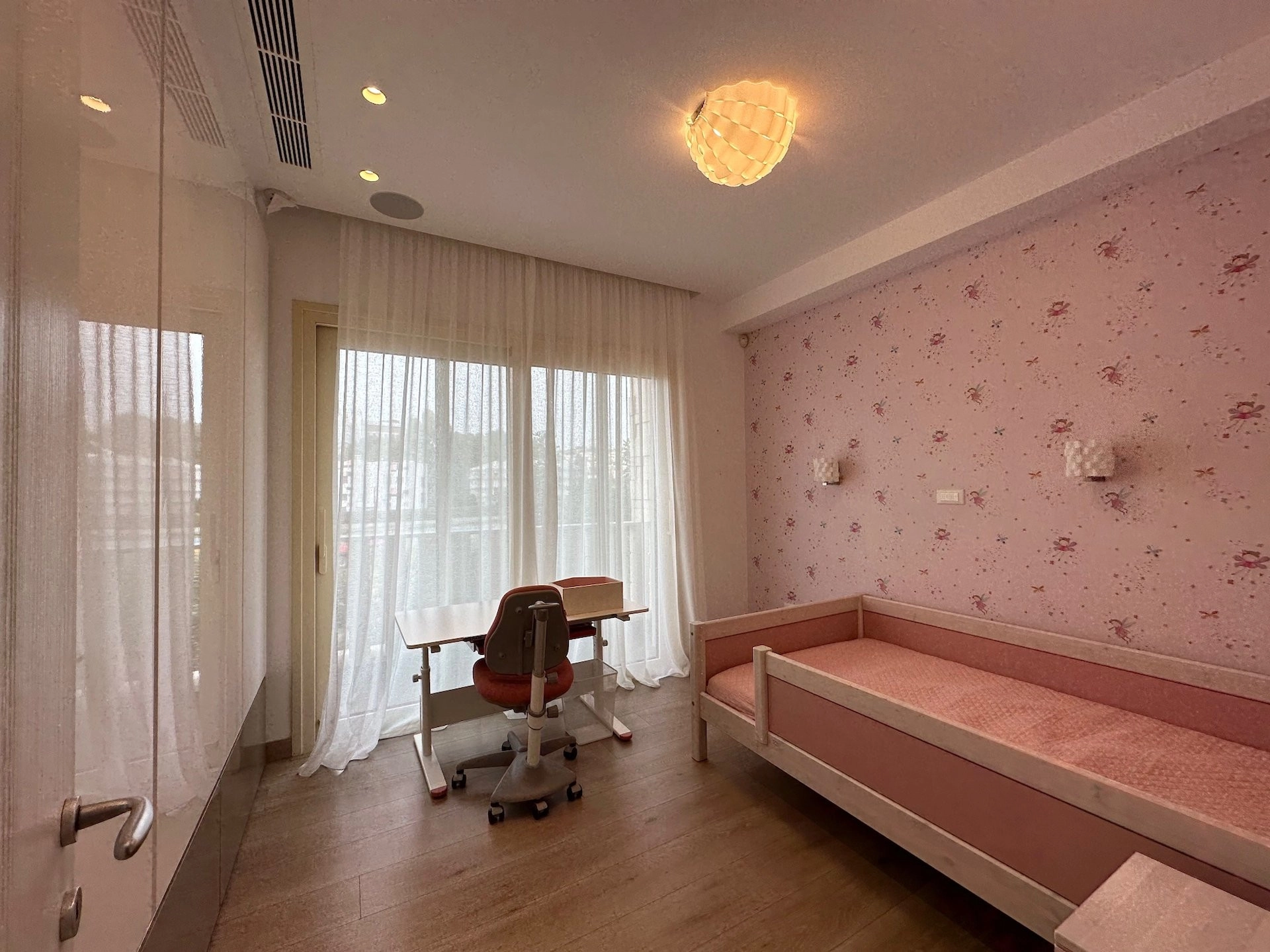 5 Bedroom House for Rent in Amathounta, Limassol District