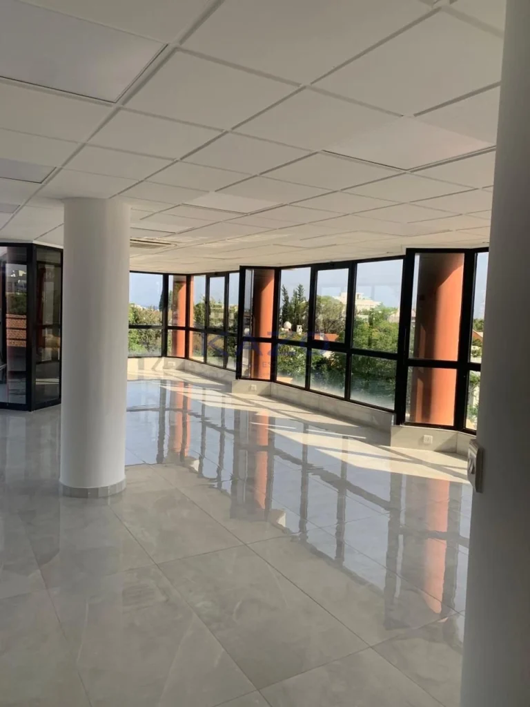 92m² Office for Rent in Limassol District