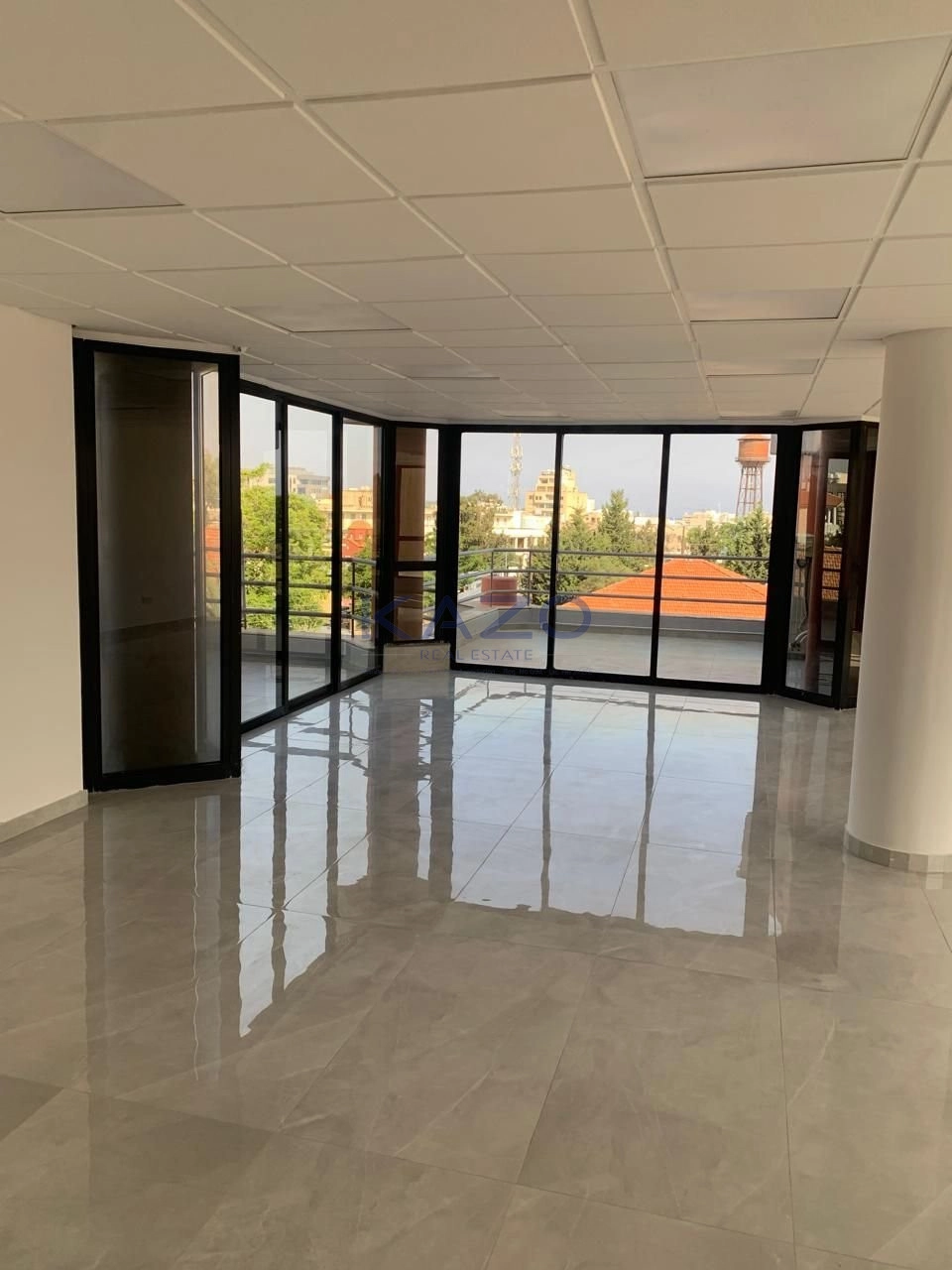 92m² Office for Rent in Limassol District