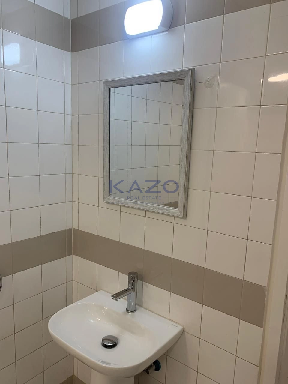 92m² Office for Rent in Limassol District