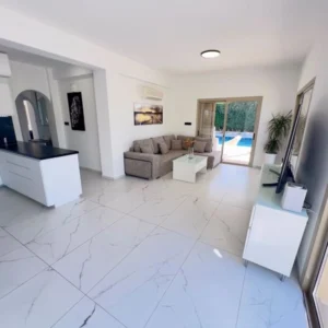 3 Bedroom House for Sale in Peyia, Paphos District