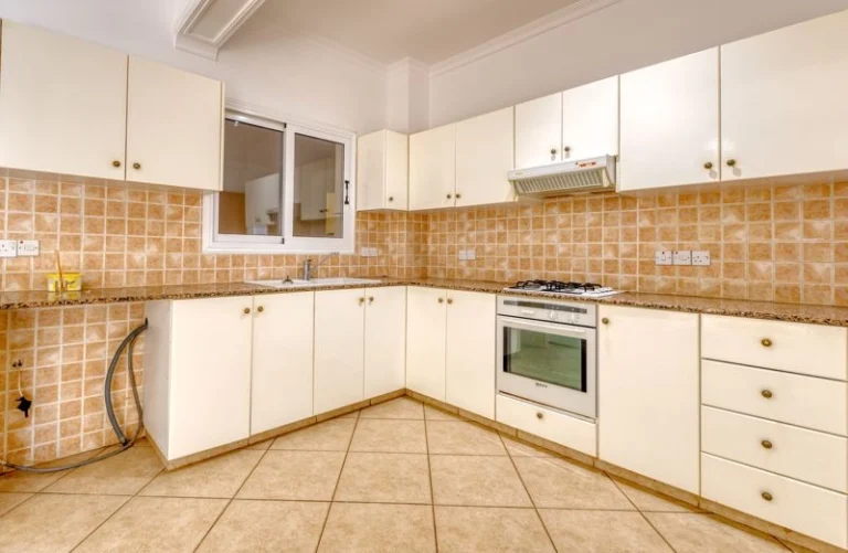 Cheap Houses and Villas for Sale Famagusta up to 500000 euro