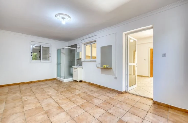 Cheap Houses and Villas for Sale Famagusta up to 500000 euro