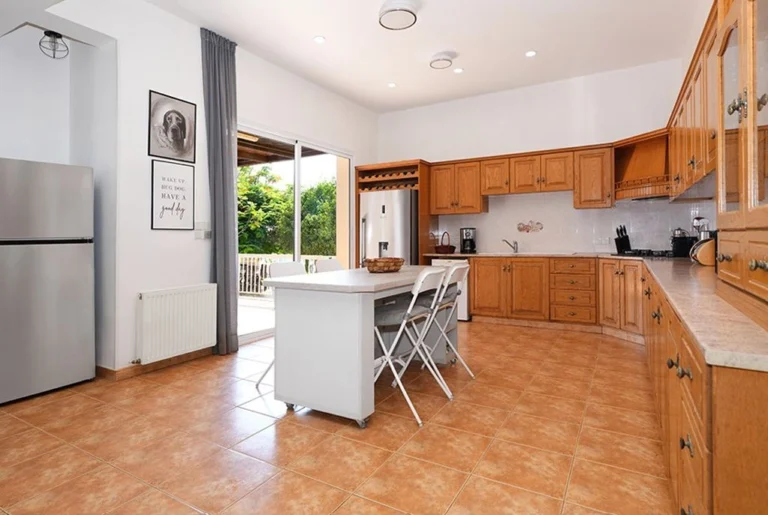 Average Price of a House in Famagusta