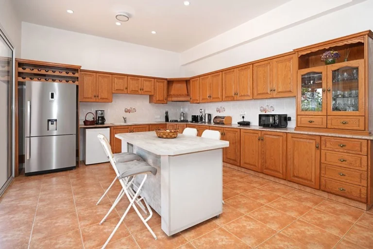 Average Price of a House in Famagusta