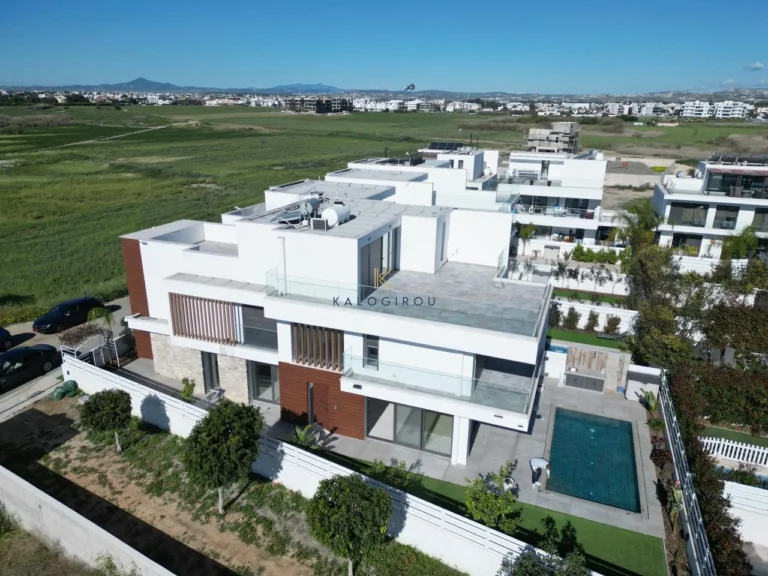 Cheap Houses and Villas for Sale Larnaca up to 1000000 euro