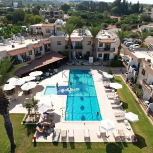 2000m² Building for Sale in Chlorakas, Paphos District