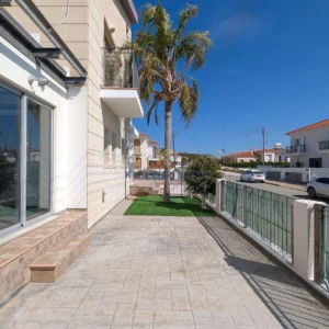 3 Bedroom House for Sale in Oroklini, Larnaca District