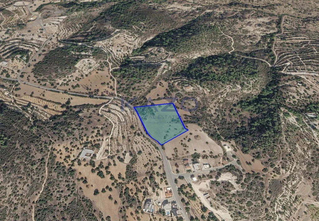 15,128m² Plot for Sale in Mathikoloni, Limassol District
