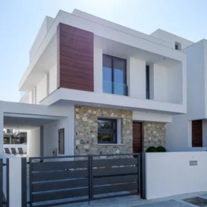 4 Bedroom House for Sale in Livadia Larnakas, Larnaca District