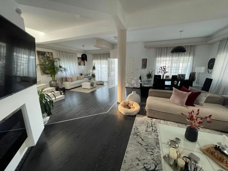 Προς πώληση