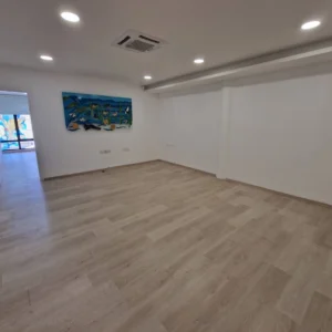 400m² Office for Rent