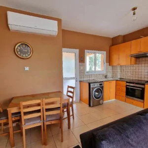 2 Bedroom Apartment for Sale in Paphos – Universal