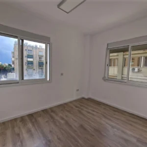 100m² Office for Rent in Limassol – Neapolis