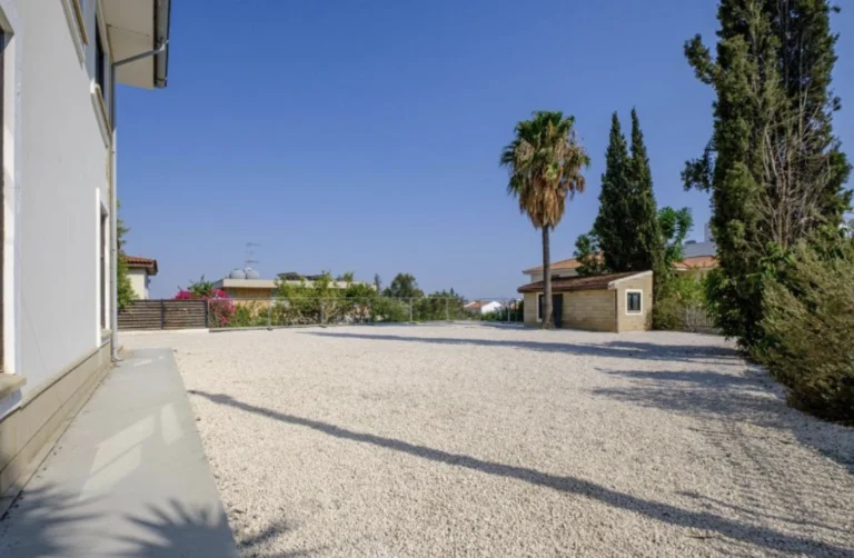 Cheap Houses and Villas for Sale Nicosia up to 900000 euro
